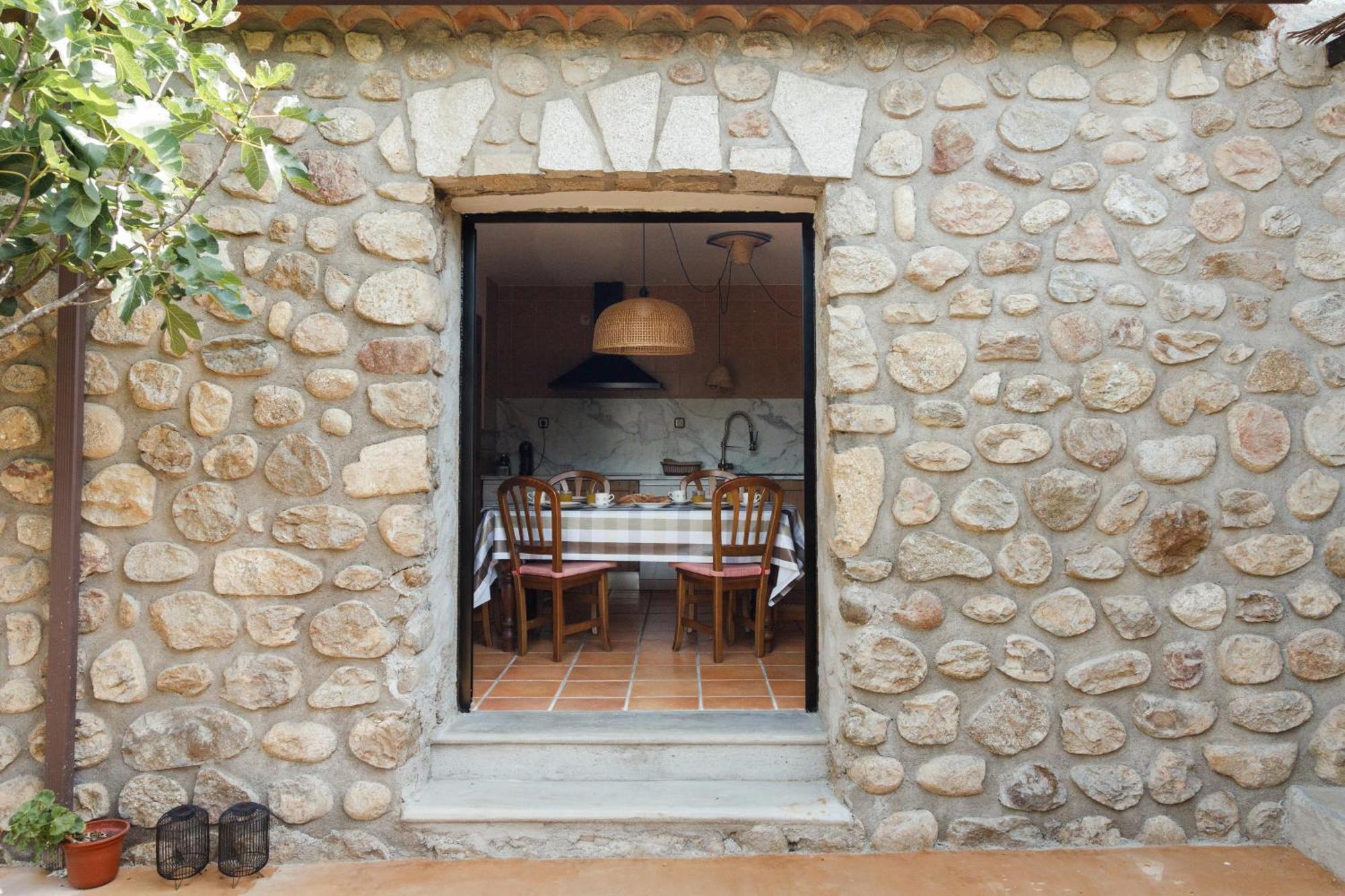 Casa Rural En Candeleda Con Piscina Y Un Maravilloso Jardin Dış mekan fotoğraf